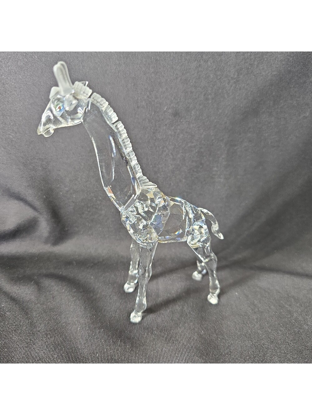 SWAROVSKI Crystal Figurine Clear Giraffe Baby Collectible 236717 With Box